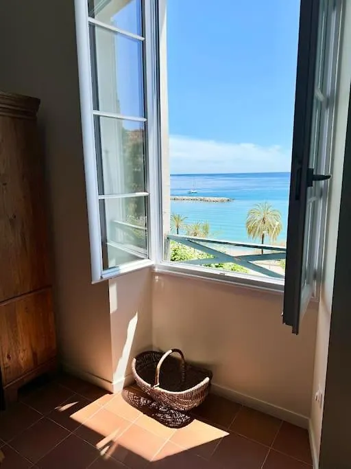 Le Victoria Vista Vue Mer Menton 0*,